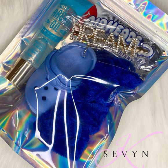 Crocs - Picture 2 of 5